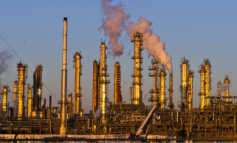 ارتفاع خام غرب تكساس WTI قرب 63 دولارًا وسط أنباء عن استعدادات إسرائيلية لضرب إيران 1 خام غرب تكساس الوسيط WTI
